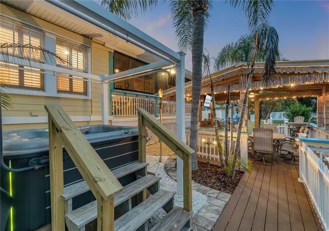 Photo 3 of Single family home for sale at 521 S Peninsula Ave, New Smyrna Beach, FL 32169 | MLS# NS1088603 | Listing updated on 2026-09-22