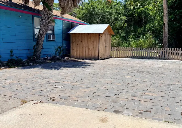 21st image of 2178 7th St, Sarasota, FL 34237 | MLS# D6147932