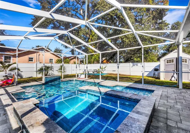Photo 3 of Single family home for sale at 1600 Loretta Ave NW, Largo, FL 33770 | MLS# TB8524077 | Listing updated on 2026-07-02