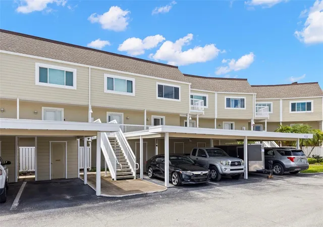 2nd image of 433 S Paula Dr #28, Dunedin, FL 34698 | MLS# TB8524081