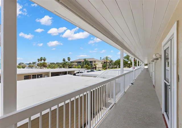 3rd image of 433 S Paula Dr #28, Dunedin, FL 34698 | MLS# TB8524081