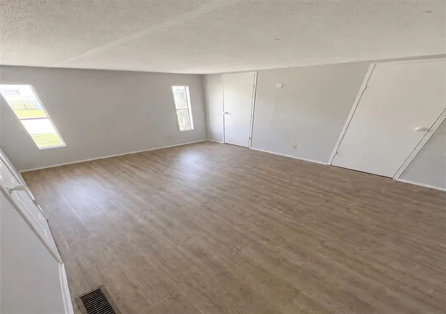 5th image of 35 Sunset Cir, Lake Alfred, FL 33850 | MLS# P4939183