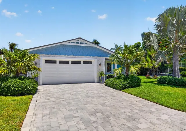 Homes for sale in St Pete Beach, FL | 819 59th Ave, St Pete Beach, FL 33706 | MLS# TB8524085
