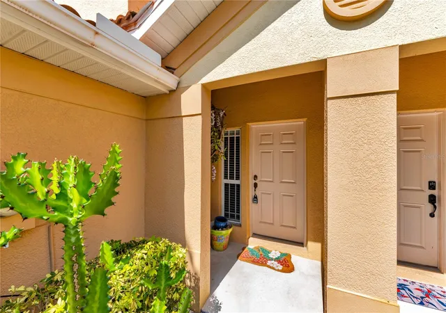 3rd image of 1421 Ridge Ter, Tarpon Springs, FL 34689 | MLS# W7887155