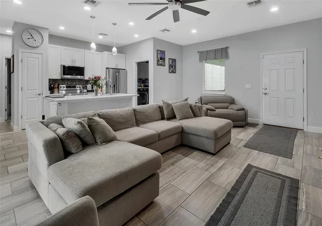 image of 1580 13th St, Orange City, FL 32763 | MLS# V4949915