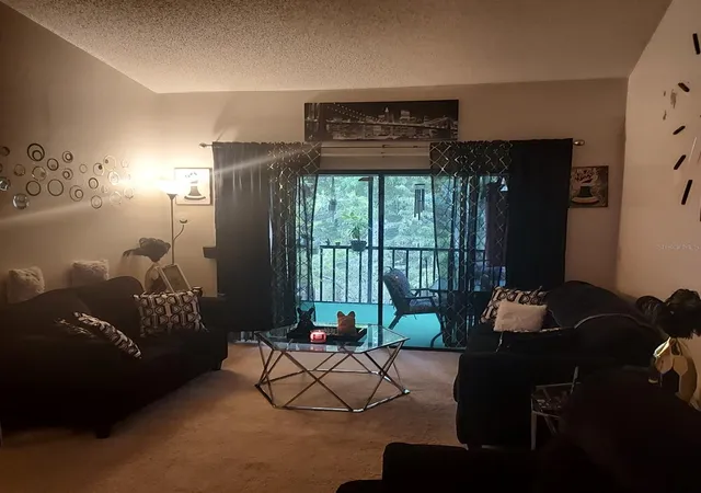 5th image of 4927 Puritan Cir, Tampa, FL 33617