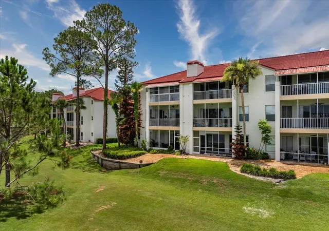 Homes for sale in Lake Mary, FL | 459 Hamptoncrest Cir #103, Lake Mary, FL 32746 | MLS# O6420645
