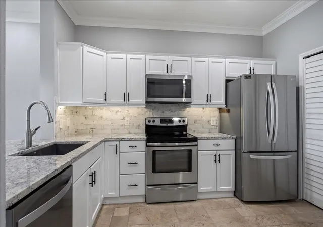 Homes for sale in Lake Mary, FL | 459 Hamptoncrest Cir #103, Lake Mary, FL 32746 | MLS# O6420645