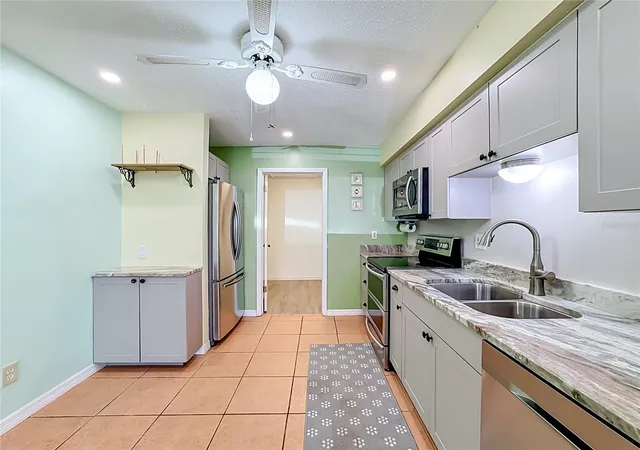 2nd image of 4190 66th Street Cir W #O, Bradenton, FL 34209 | MLS# A4698403
