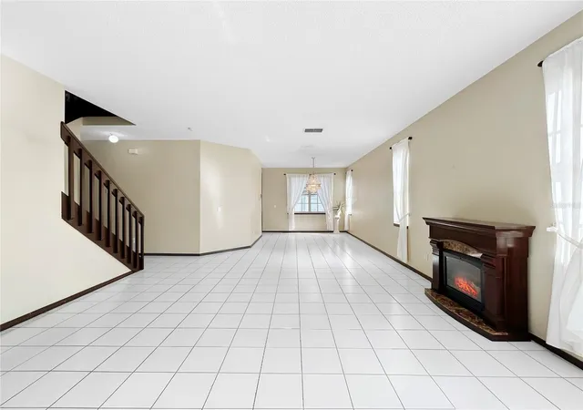 Photo 4 of Single family home for sale at 1606 Wood Violet Dr, Orlando, FL 32824 | MLS# O6420649 | Listing updated on 2026-08-30