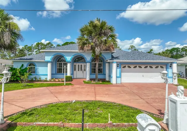 Photo 2 of Single family home for sale at 4 Rainstone Ln, Palm Coast, FL 32164 | MLS# FC319568 | Listing updated on 2026-10-02