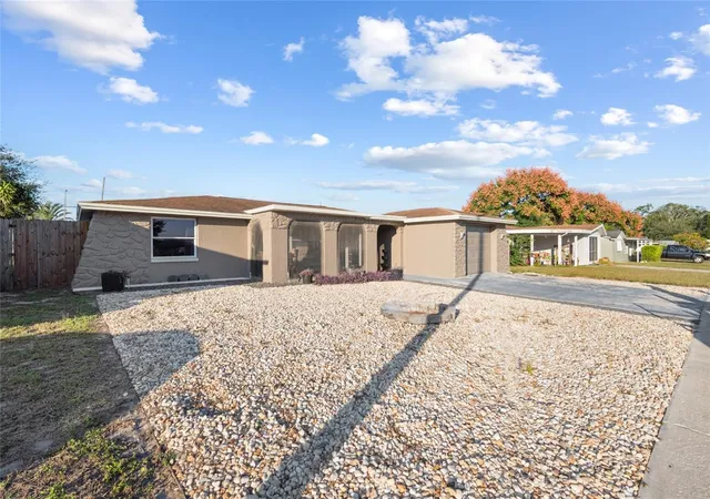 3rd image of 5633 Andrea Dr, Holiday, FL 34690 | MLS# TB8524118