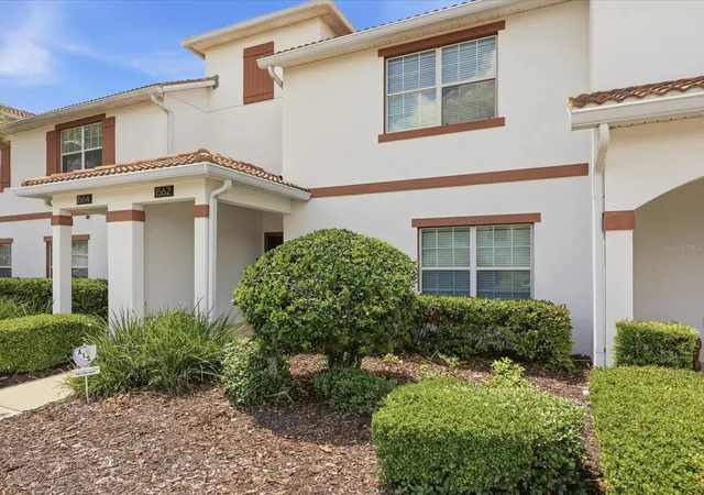 Photo 1 of Townhouse for sale at 1562 Moon Valley Dr, Davenport, FL 33896 | MLS# O6420669 | Listing updated on 2026-10-07