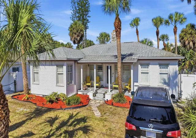 2nd image of 726 Mandalay Ave, Clearwater Beach, FL 33767 | MLS# TB8524139