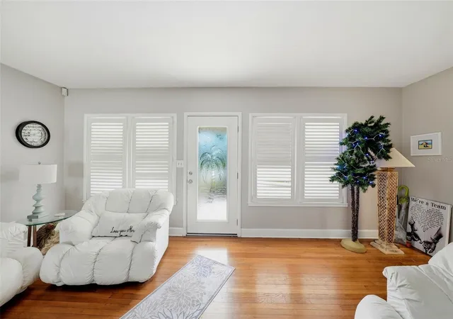 4th image of 726 Mandalay Ave, Clearwater Beach, FL 33767 | MLS# TB8524139