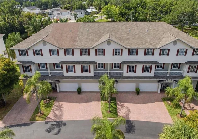 3rd image of 3305 10Th Ln W, Palmetto, FL 34221 | MLS# TB8524140