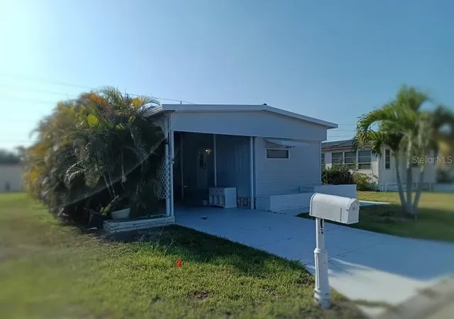 1st image of 5031 4th St E, Bradenton, FL 34203 | MLS# TB8524144