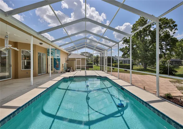 Photo 3 of Single family home for sale at 10376 Henderson St, Spring Hill, FL 34608 | MLS# W7887158 | Listing updated on 2026-09-28