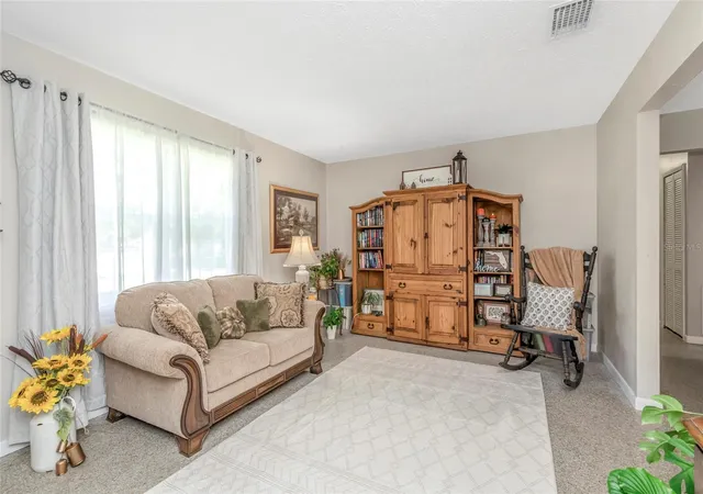 Photo 3 of Single family home for sale at 12212 Floral Ln, Thonotosassa, FL 33592 | MLS# TB8524150 | Listing updated on 2026-10-07