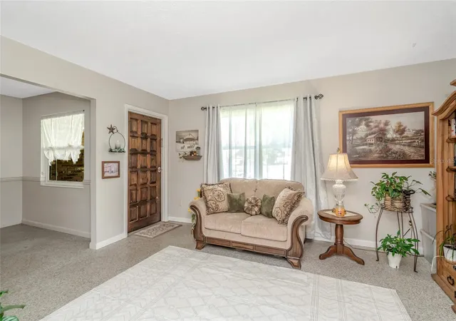 Photo 4 of Single family home for sale at 12212 Floral Ln, Thonotosassa, FL 33592 | MLS# TB8524150 | Listing updated on 2026-10-07