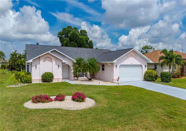 Photo 1 of Single family home for sale at 2231 Hamburg Ln, Punta Gorda, FL 33983 | MLS# C7527837 | Listing updated on 2026-09-14