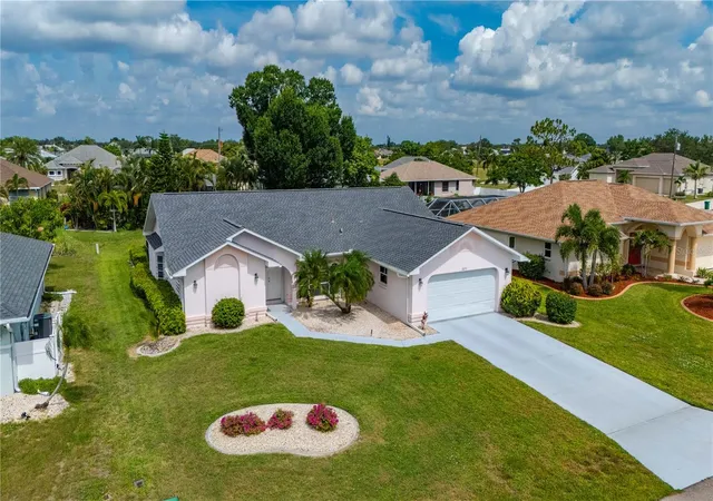 Photo 3 of Single family home for sale at 2231 Hamburg Ln, Punta Gorda, FL 33983 | MLS# C7527837 | Listing updated on 2026-09-14