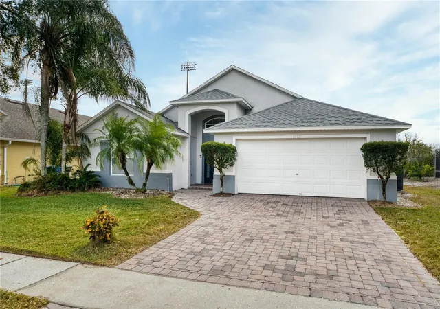 Homes for sale in Oviedo, FL | 1722 Tealbriar Ave, Oviedo, FL 32765 | MLS# O6420719