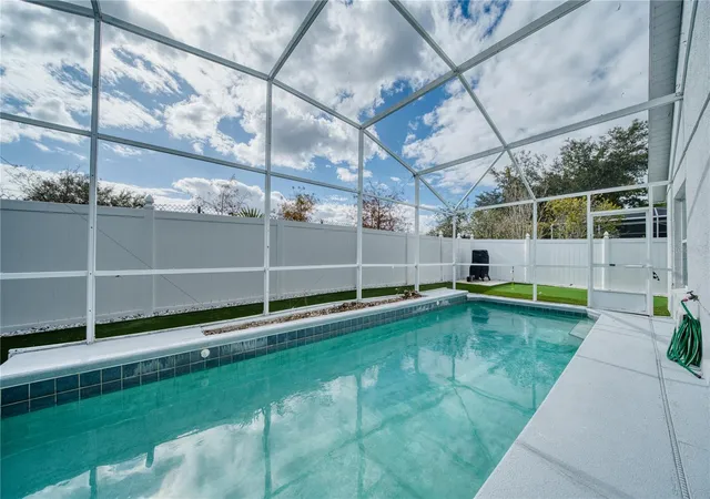 Homes for sale in Oviedo, FL | 1722 Tealbriar Ave, Oviedo, FL 32765 | MLS# O6420719