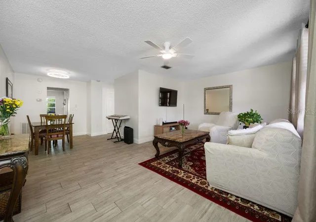 5th image of 5660 80Th St N, St. Petersburg, FL 33709