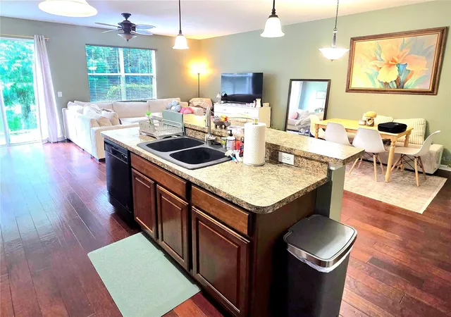 4th image of 430 Penny Royal Pl, Oviedo, FL 32765 | MLS# O6420738