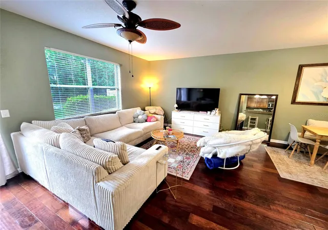 5th image of 430 Penny Royal Pl, Oviedo, FL 32765 | MLS# O6420738