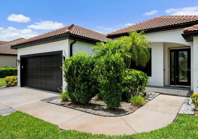 Homes for sale in North Port, FL | 1835 Bobcat Trl, North Port, FL 34288 | MLS# C7527846