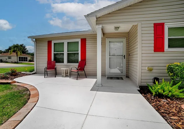 Homes for sale in The Villages, FL | 1070 Berkshire Pl, The Villages, FL 32162 | MLS# G5114405