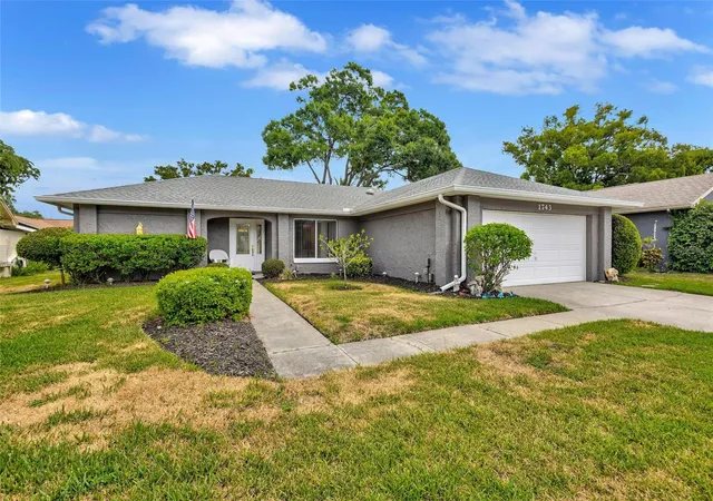 2nd image of 1743 Macdonnell Dr, Palm Harbor, FL 34684 | MLS# TB8524182