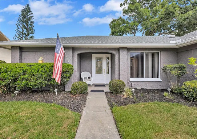 4th image of 1743 Macdonnell Dr, Palm Harbor, FL 34684 | MLS# TB8524182