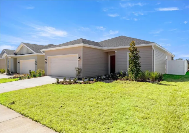 Photo 2 of Single family home for sale at 3578 NE 38th Lane, Ocala, FL 34479 | MLS# O6420746 | Listing updated on 2026-08-21