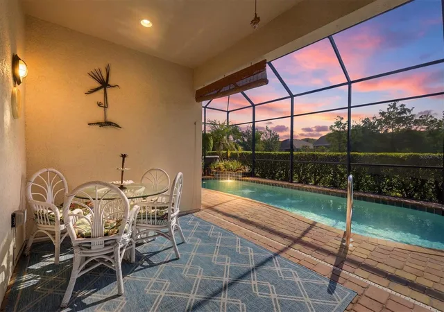 Photo 2 of Single family home for sale at 843 Molly Cir, Sarasota, FL 34232 | MLS# A4698425 | Listing updated on 2026-07-19