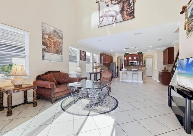 Photo 4 of Single family home for sale at 843 Molly Cir, Sarasota, FL 34232 | MLS# A4698425 | Listing updated on 2026-07-19