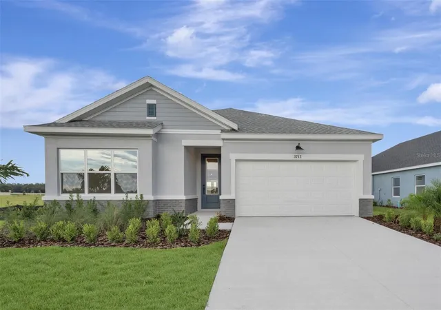 Photo 1 of Single family home for sale at 3712 Jons Lakeview St, Plant City, FL 33566 | MLS# TB8524188 | Listing updated on 2026-10-08