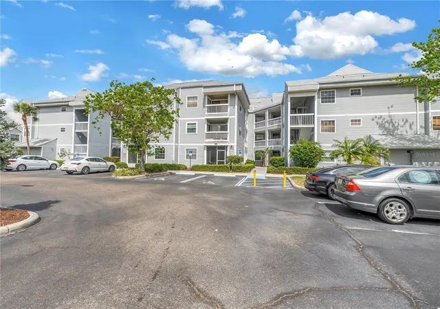 Photo 3 of Condo for sale at 6924 Stones Throw Cir N #8103, St Petersburg, FL 33710 | MLS# TB8524194 | Listing updated on 2026-09-26