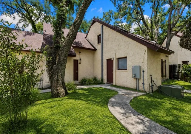 Photo 1 of Condo for sale at 5641 Ashley Oaks Dr #37, Tampa, FL 33617 | MLS# TB8524201 | Listing updated on 2026-07-31