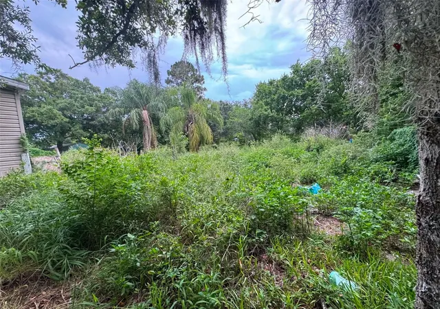 Photo 4 of Manufactured home for sale at 6702 NE 1st Street, Okeechobee, FL 34974 | MLS# O6420764 | Listing updated on 2026-07-17