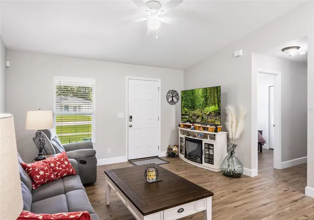 image of 351 W Elm Dr, Orange City, FL 32763 | MLS# V4949922