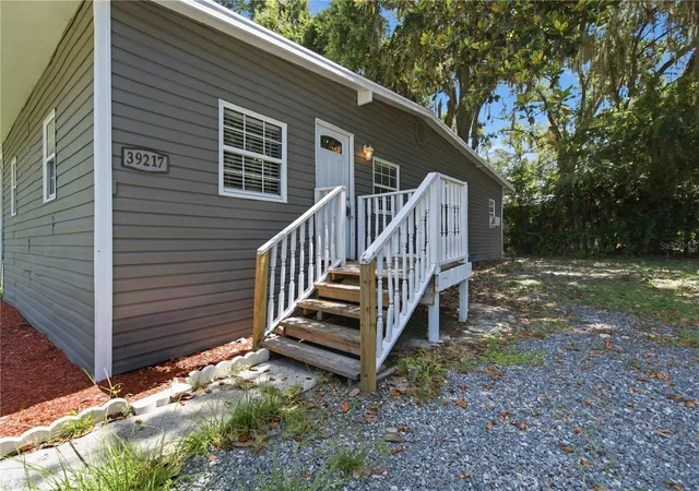 Photo 2 of Single family home for sale at 39217 Fibelkorn Rd, Zephyrhills, FL 33540 | MLS# TB8524208 | Listing updated on 2026-06-30