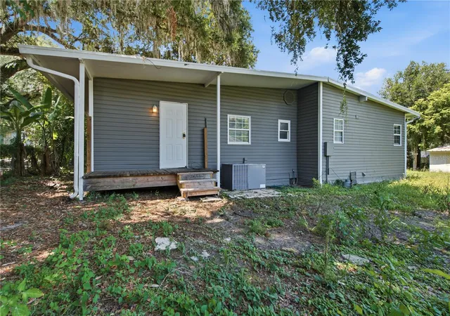 Photo 3 of Single family home for sale at 39217 Fibelkorn Rd, Zephyrhills, FL 33540 | MLS# TB8524208 | Listing updated on 2026-06-30