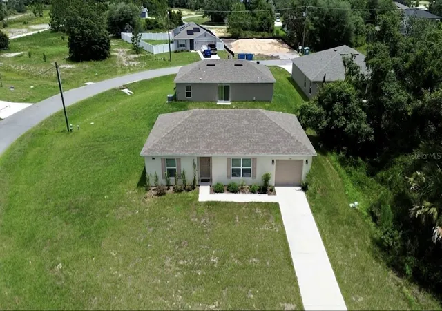 Photo 3 of Single family home for sale at 360 Bass Ct, Kissimmee, FL 34759 | MLS# O6420772 | Listing updated on 2026-10-01