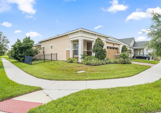 Photo 1 of Single family home for sale at 2757 Southland St, Saint Cloud, FL 34772 | MLS# S5152678 | Listing updated on 2026-10-03