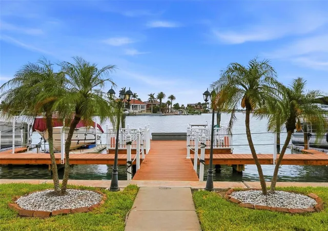 4th image of 8921 Blind Pass Rd #144, St Pete Beach, FL 33706 | MLS# FC319576