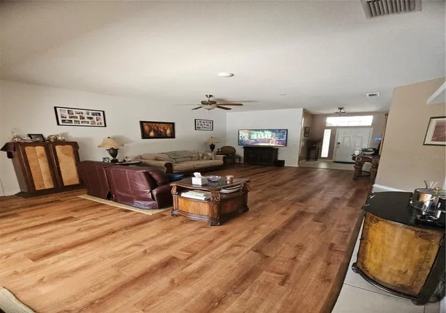 Homes for sale in Sarasota, FL | 4212 Parry Dr, Sarasota, FL 34241 | MLS# TB8524226