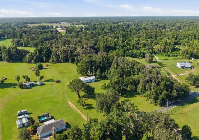 5th image of 4950 Se 112Th Street Rd, Belleview, FL 34420 | MLS# OM727569